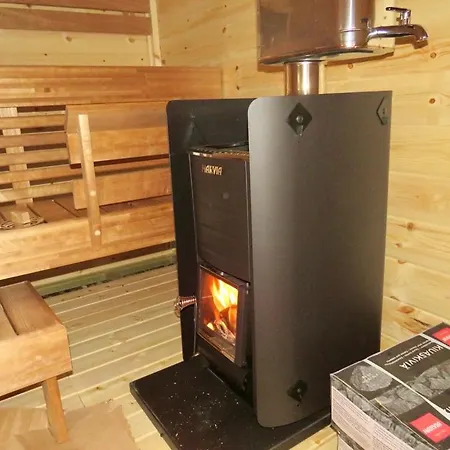 Bed and Breakfast Adventures Äkäslompolo