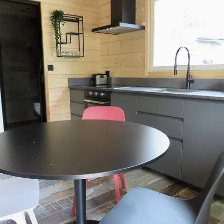 Adventures Bed and Breakfast *