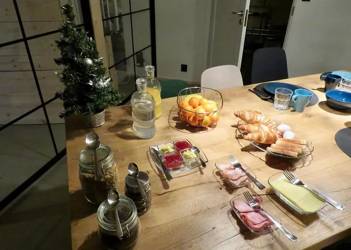 Adventures فندق مبيت وإفطار Äkäslompolo